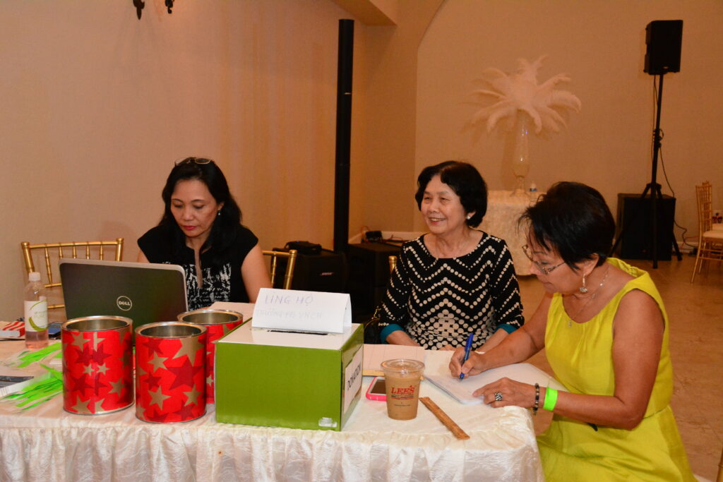 The Arizona Vietnamese Community
