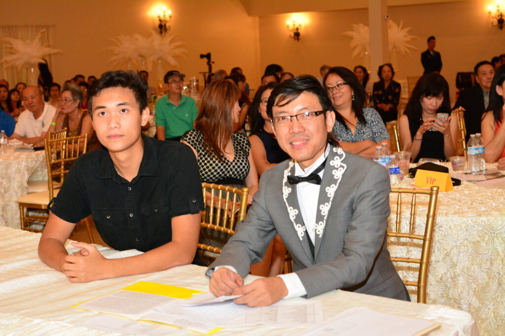 The Arizona Vietnamese Community