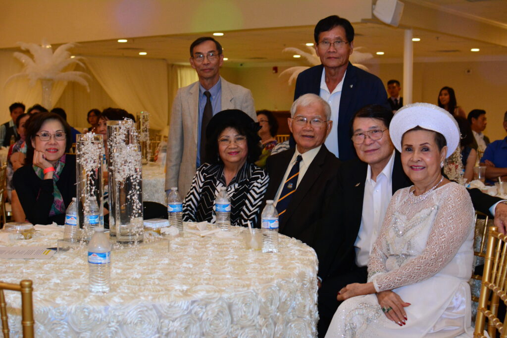 The Arizona Vietnamese Community