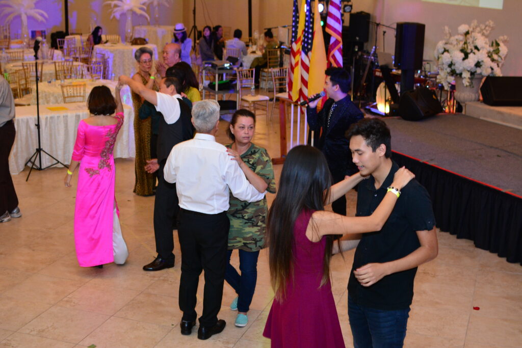 The Arizona Vietnamese Community