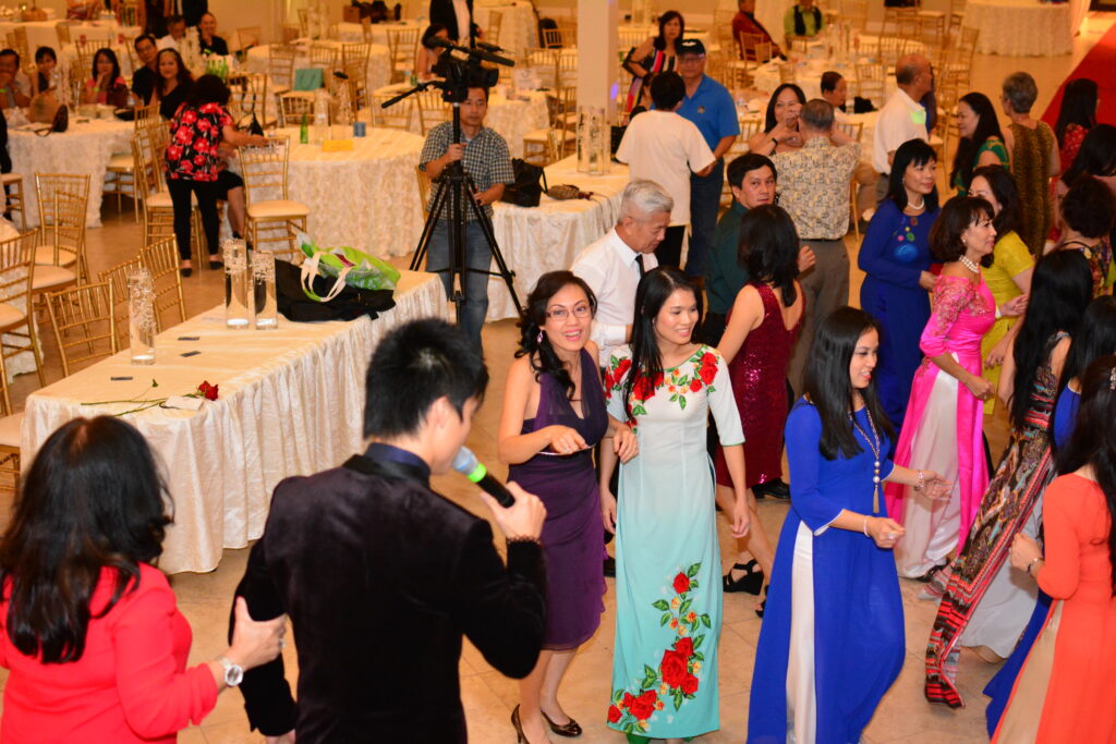 The Arizona Vietnamese Community